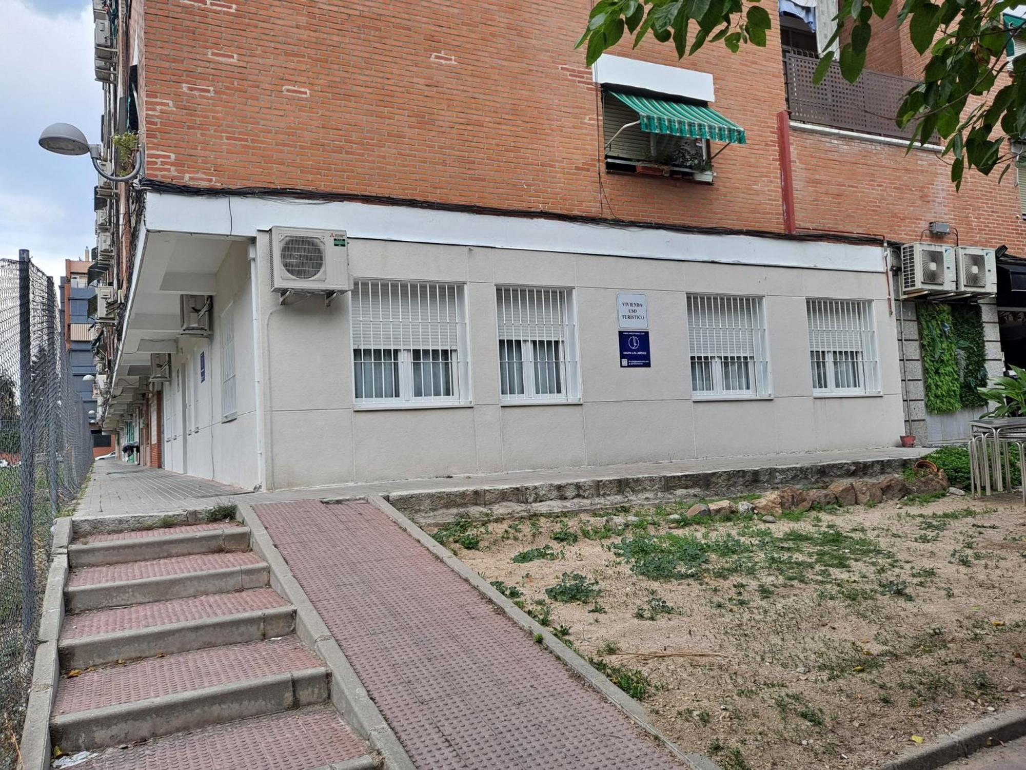 Apartamentos Tanez Santurce A Madrid Esterno foto