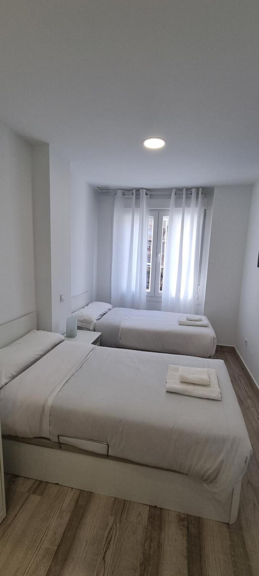 Apartamentos Tanez Santurce A Madrid Esterno foto